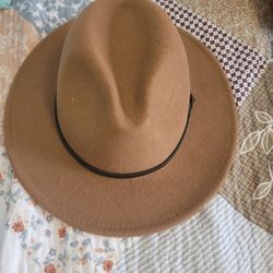 Tan Wide Brim Felt Fedora Hat