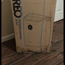 Portable Dreo AC Air Conditioner AC318S brand new white
