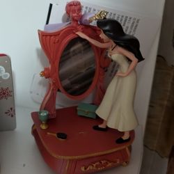 Disney TLM Vanessa Ornament 