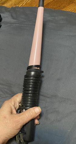 CURLY IRON WAND 