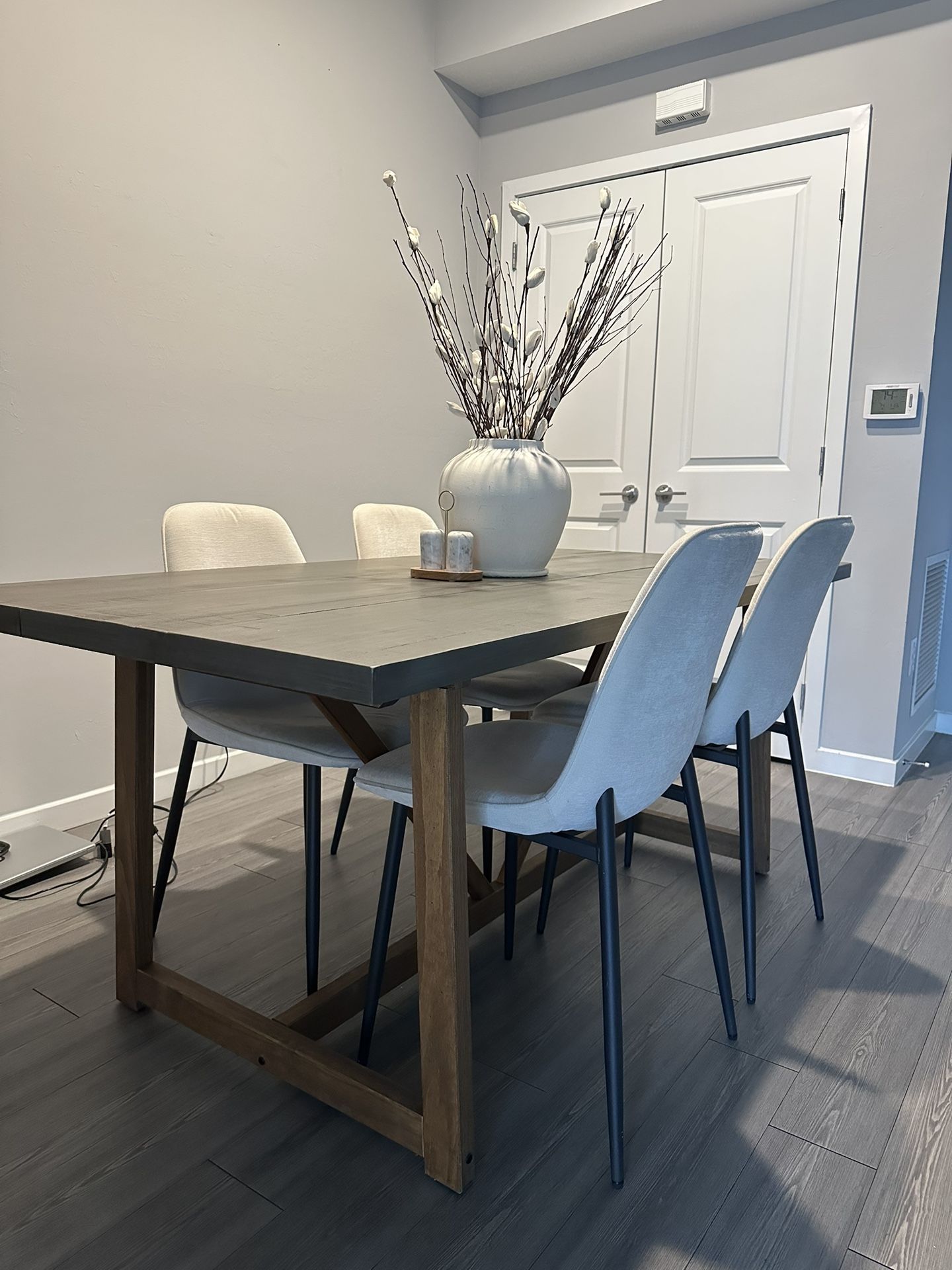 Dinning Set