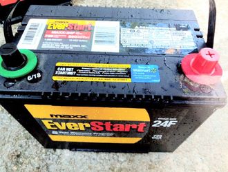 Everstart Maxx group 24F truck car battery perfect
