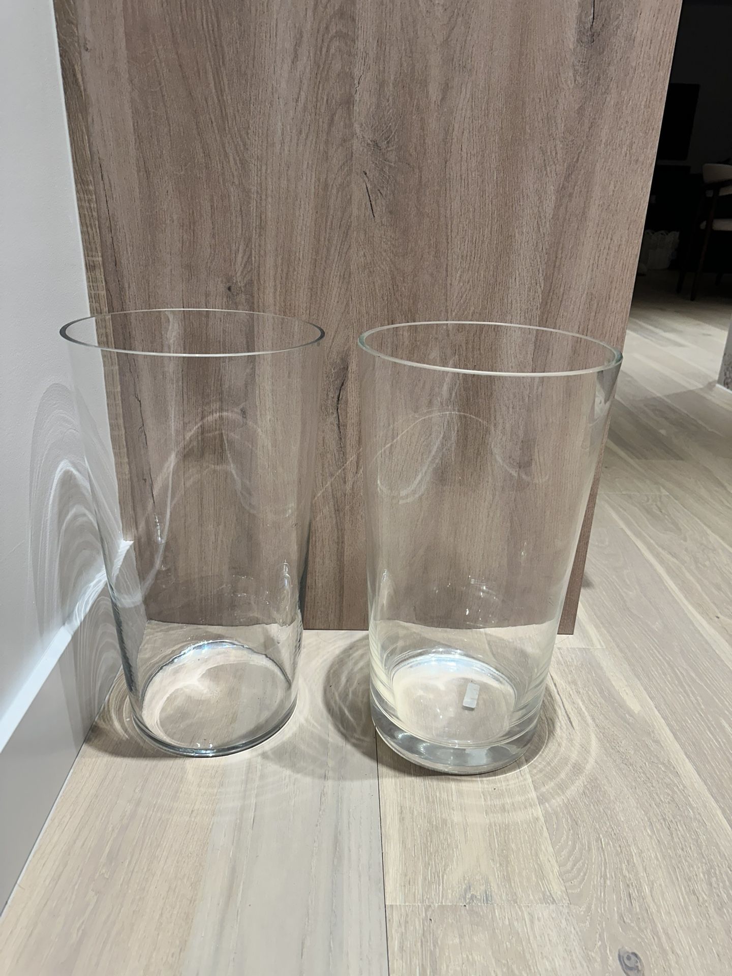 2 Clear Glass Vases 28/30 Tall