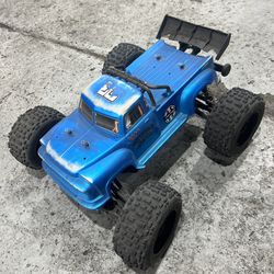 Arrma Notorious 6s with upgrades