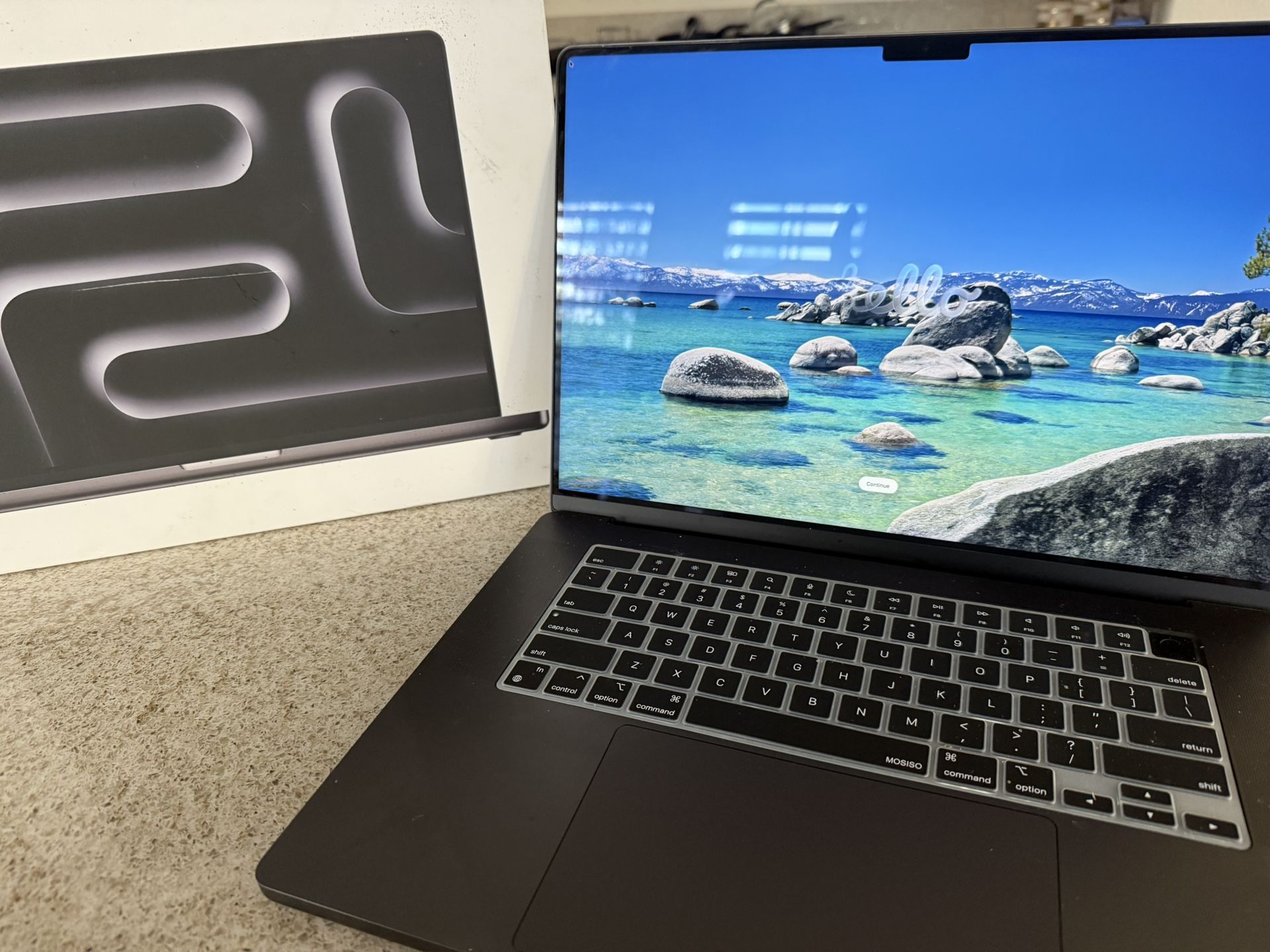 Perfect Condition Apple MacBook Pro 16” M3 Pro 18gb Ram 512gb AppleCare Plus 