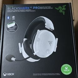 Razer BlackShark V2 Pro Wireless Gaming Headset (White Edition)