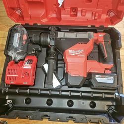 Milwaukee Rotary Hammer drill 