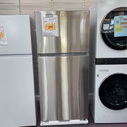 Refrigerator Stainless Steel 30” Inches New And 1 Year Warranty. 