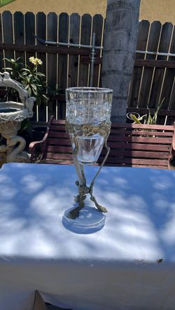 Vase with stand