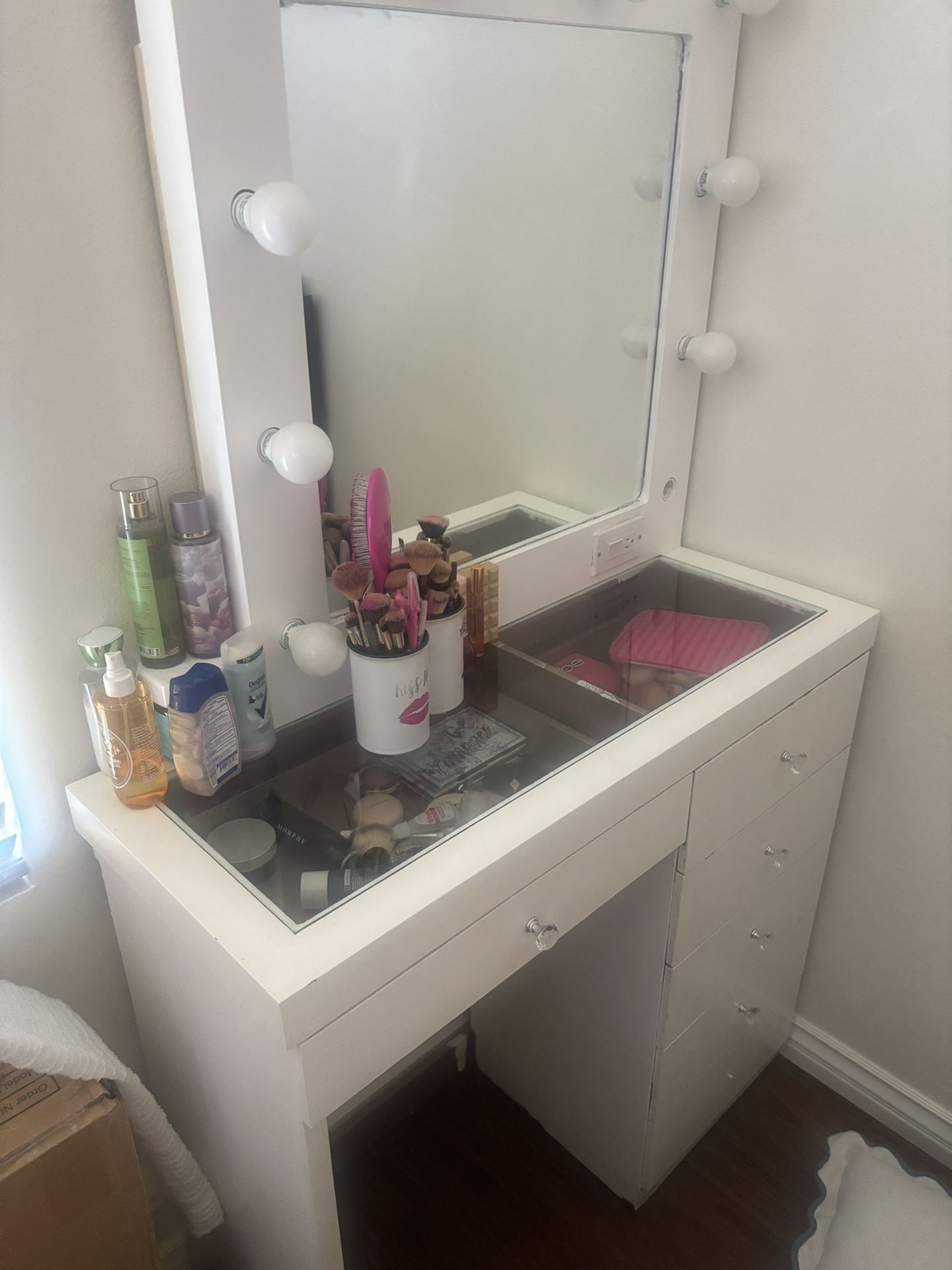 Makeup Vanity