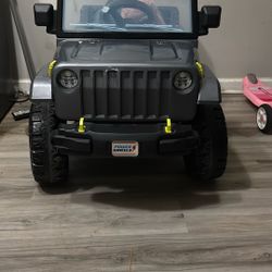 Mini Jeep For Kids Needs New Battery 