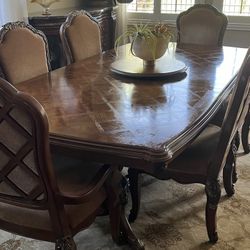 Dining Table And 6 Chairs