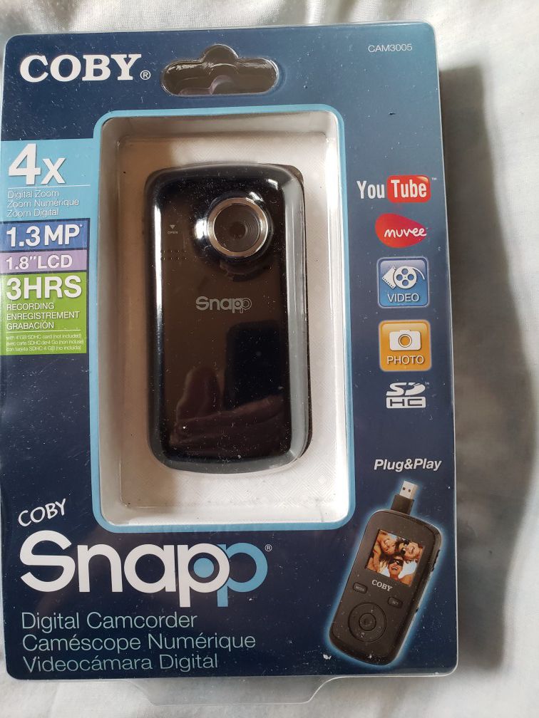 Coby Snap digital camcorder 3 hours recording time