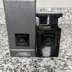 Tom Ford oud wood cologne 