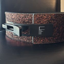 Weightlifting Belt 