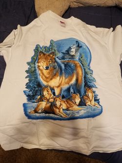 Wolf tshirt