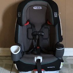 LIKE NEW GRACO NAUTILUS CONVERTIBLE CAR SEAT!!!!