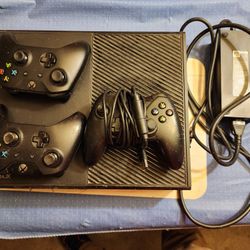 Xbox One W/2 Controllers $150Obo