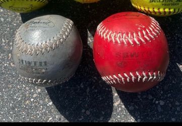 2x Weighted Softballs 11”