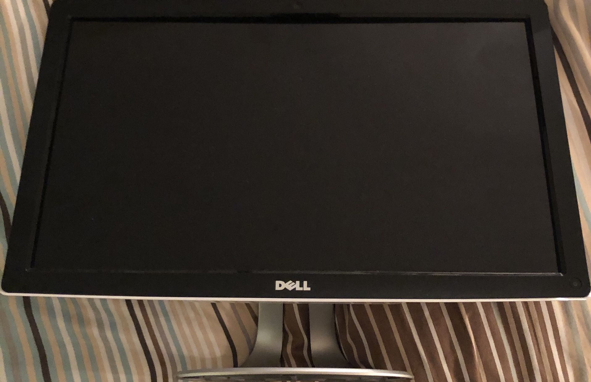 Dell 22” inch monitor (set of 2)