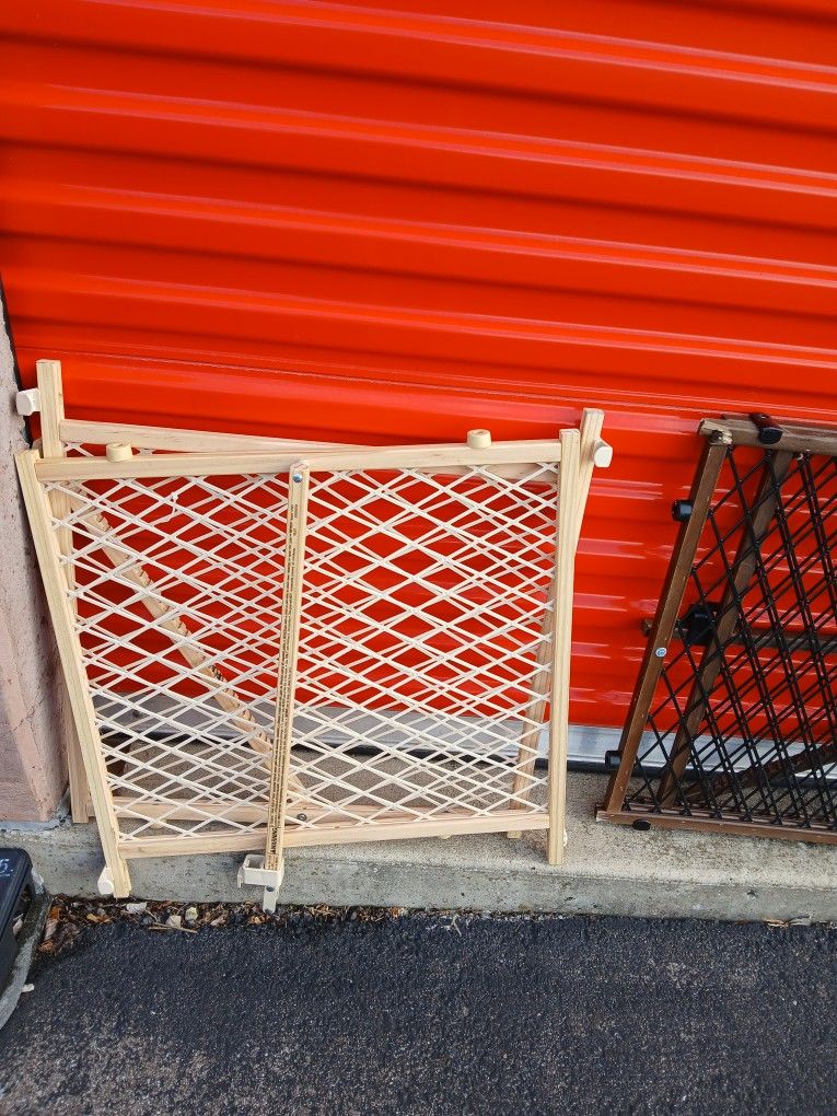 BABY GATES