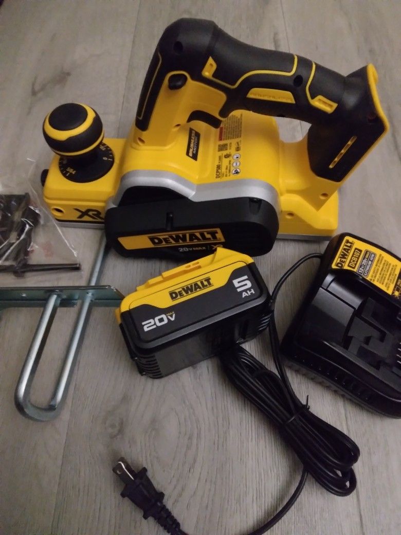 Dewalt