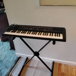 Kawai Full 61 Key Synth Keyboard W/Stand