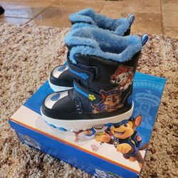 Snow Boots