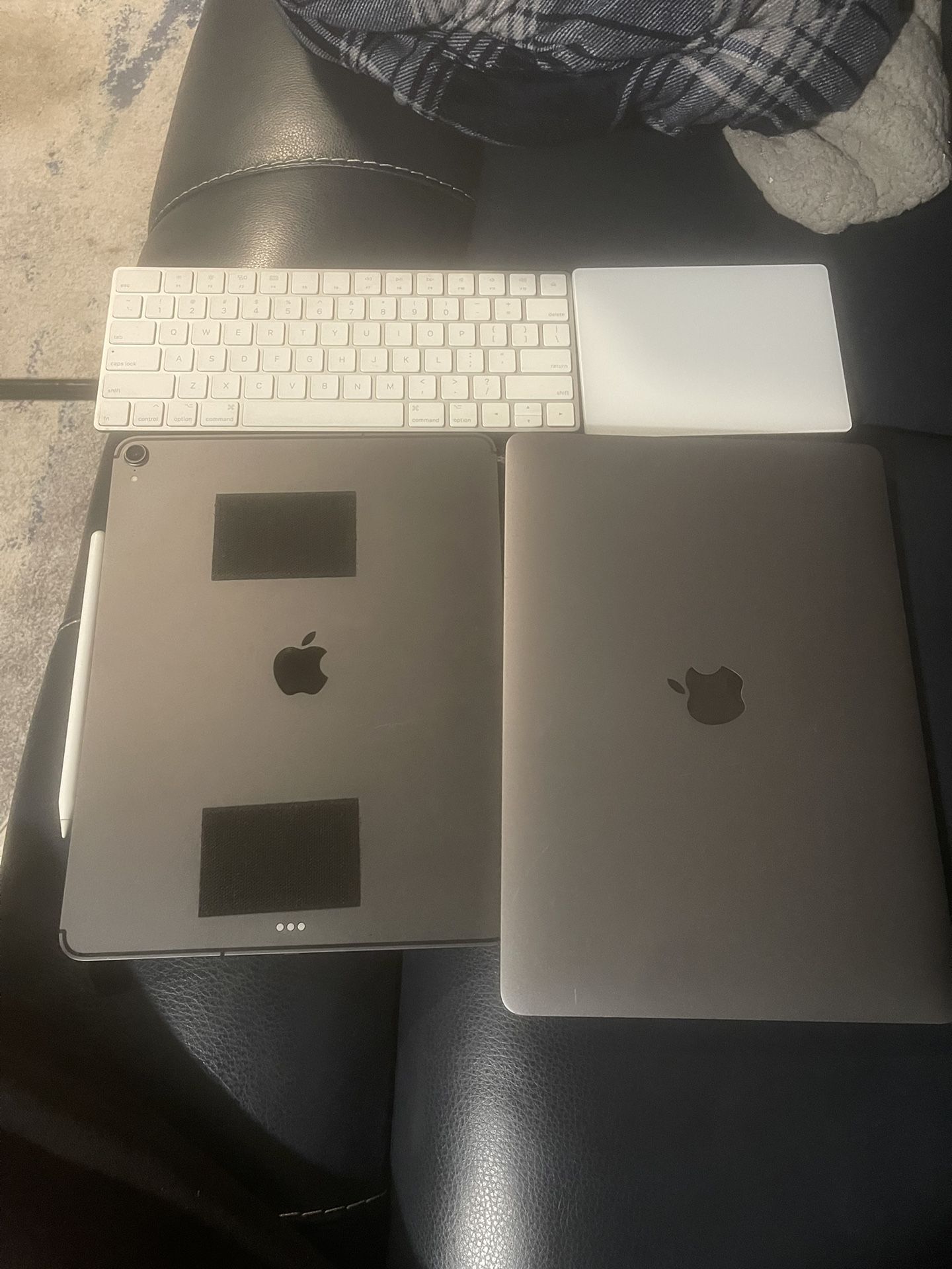 Package Of Apple Products Sold Seperate Or All Together 