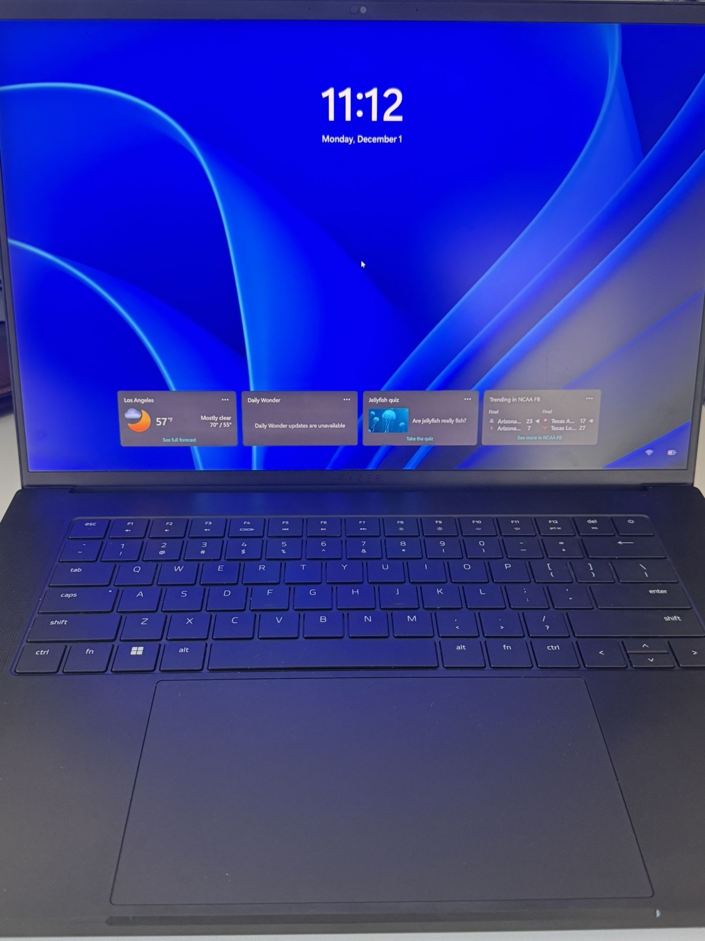 Razer Blade 16 4090 w/ 2 Chargers