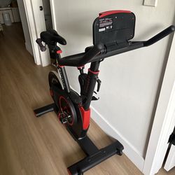 Like Nee Echelon stationary spin bike!