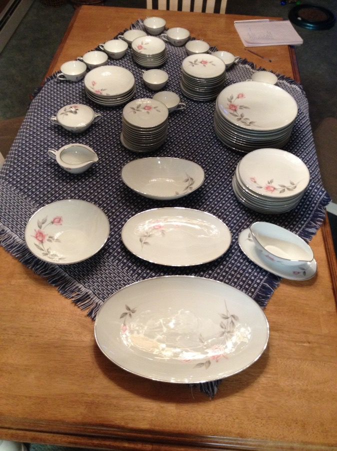 Noritake Rosemarie Dinnerware