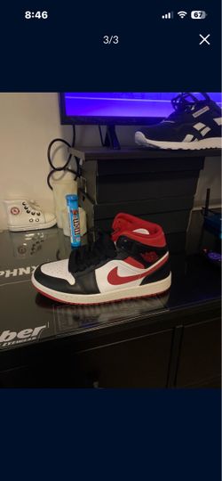 Jordan 1 gym red