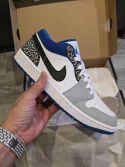 JORDAN LOW TRUE BLUE