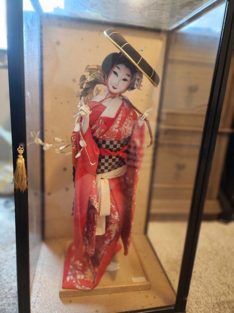 Antique Japenese Doll In Case