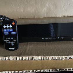 Yamaha Yas-101 Sound Bar with Remote 60Hz In Good Working Condition $40 Firm On Price