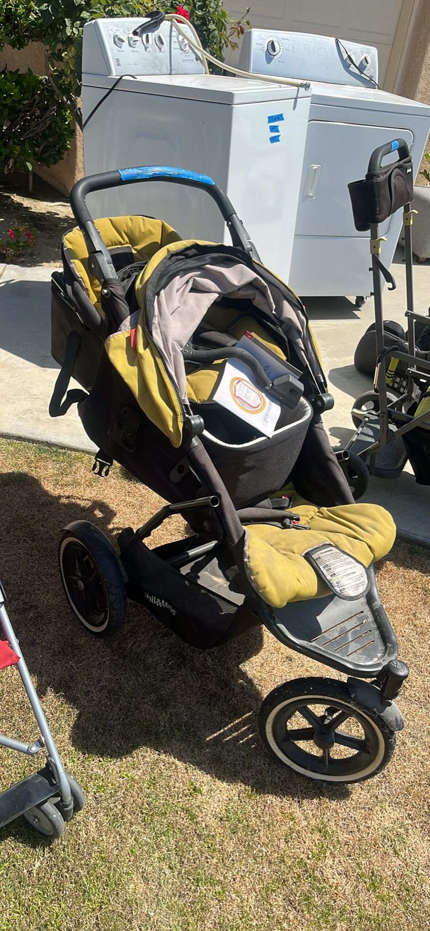 Phil & Teds Dot Inline Double Jogger Stroller + Accessories 