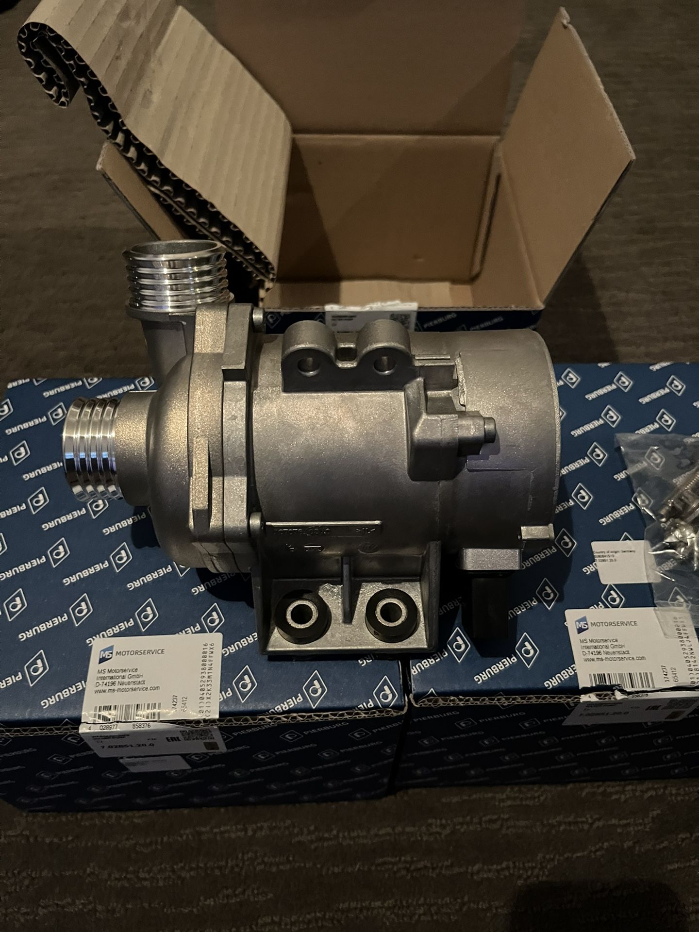 bmw e90 electric water pump for Sale in Dana Point, CA OfferUp