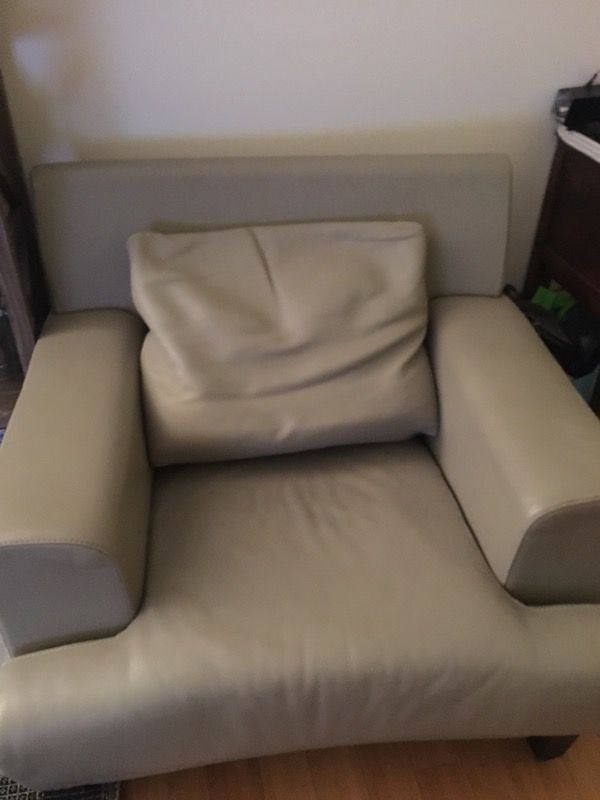 $7000Leather living room sofa and arm chairs