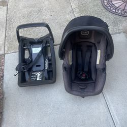 EvenFlo Pivot Car seat and Base in Causal Gray