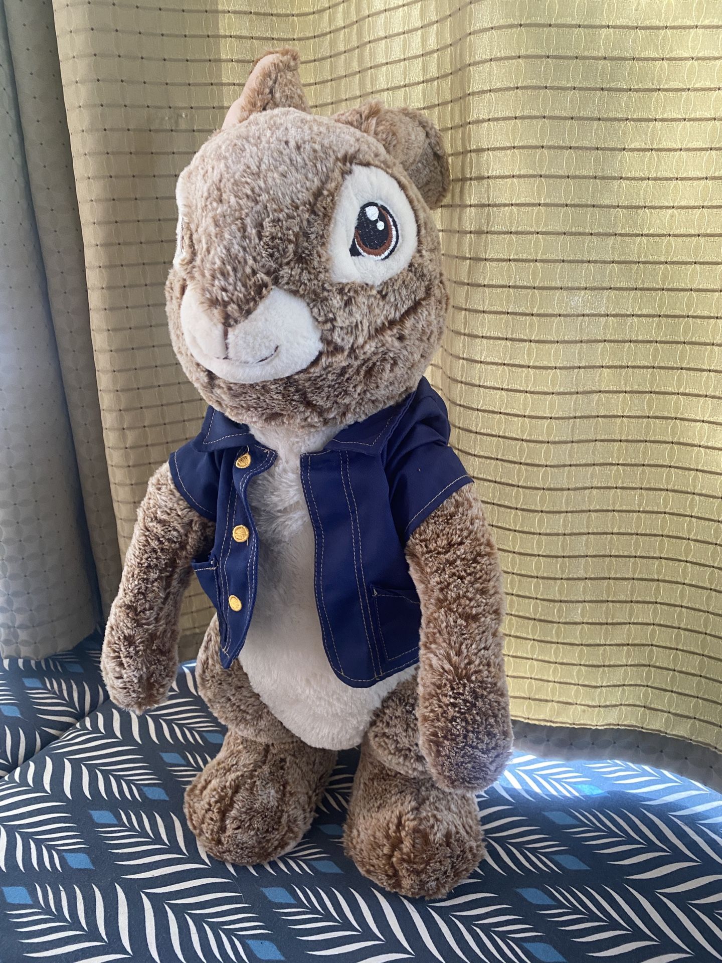 Dan Dee Peter Rabbit Plush Standing Porch Greeter Stuffed Animal Toy 25" tall