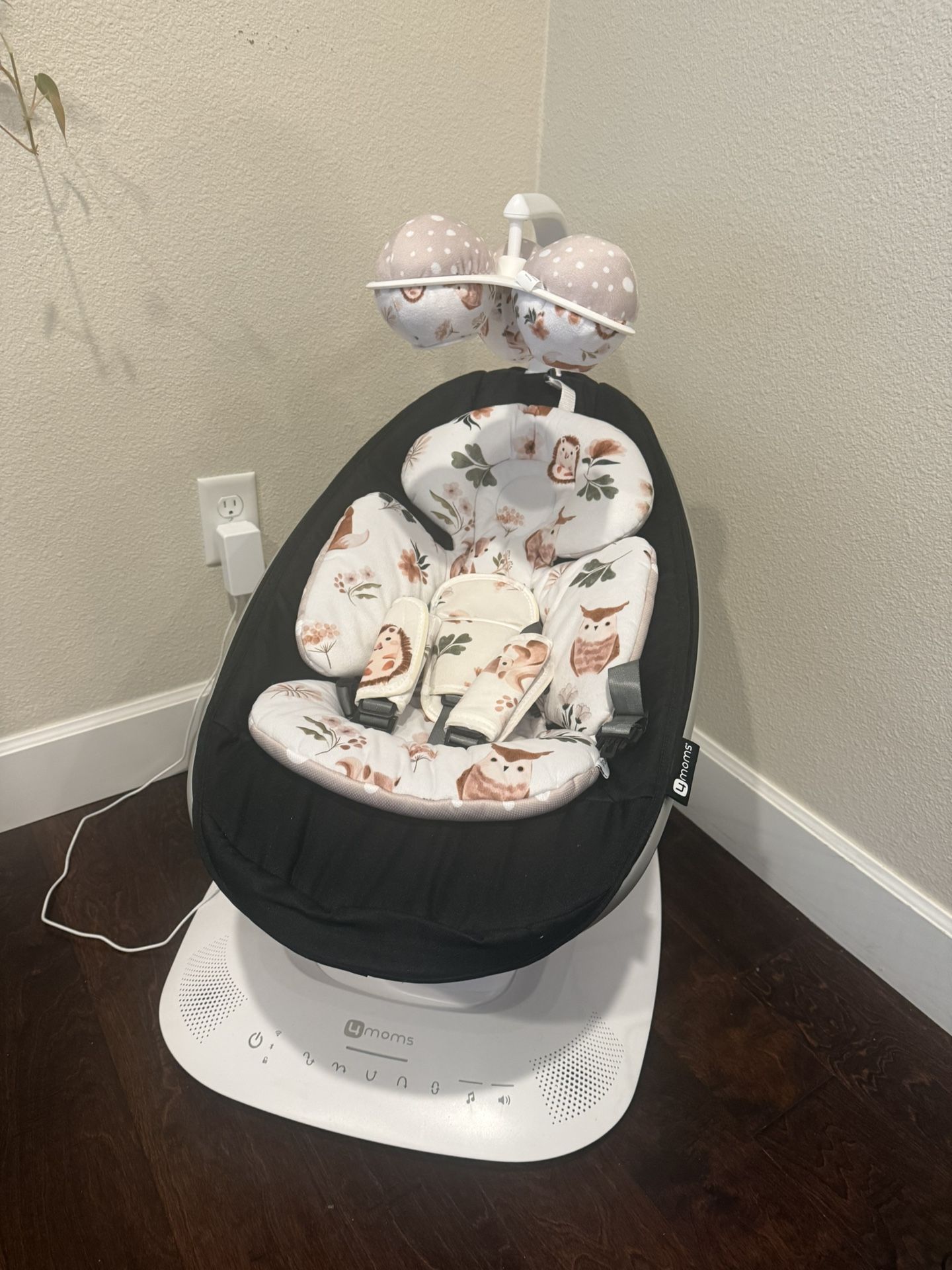 4moms MamaRoo Multi-Motion Baby Swing