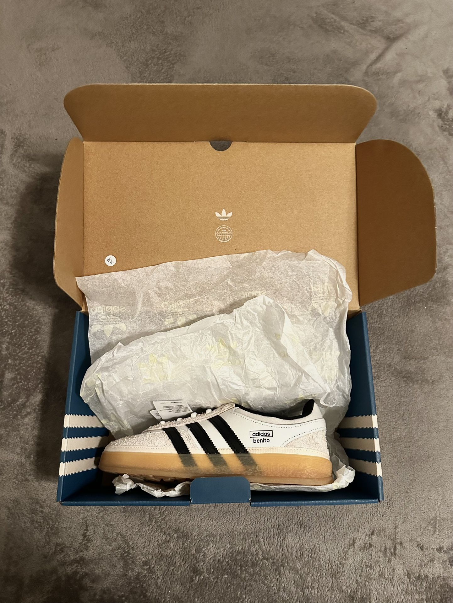 Bad bunny X Gizelle Adidas