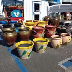 Garden Art / Pottery / Water Fountains