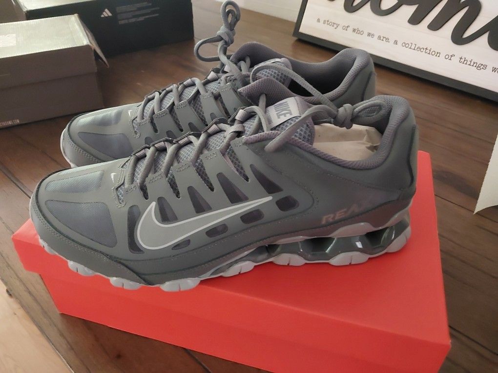 Men's Shoes