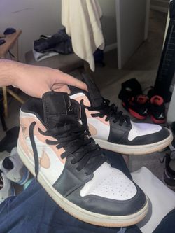 Jordan 1 Crimson tint 