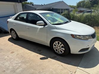 2013 KIA Forte