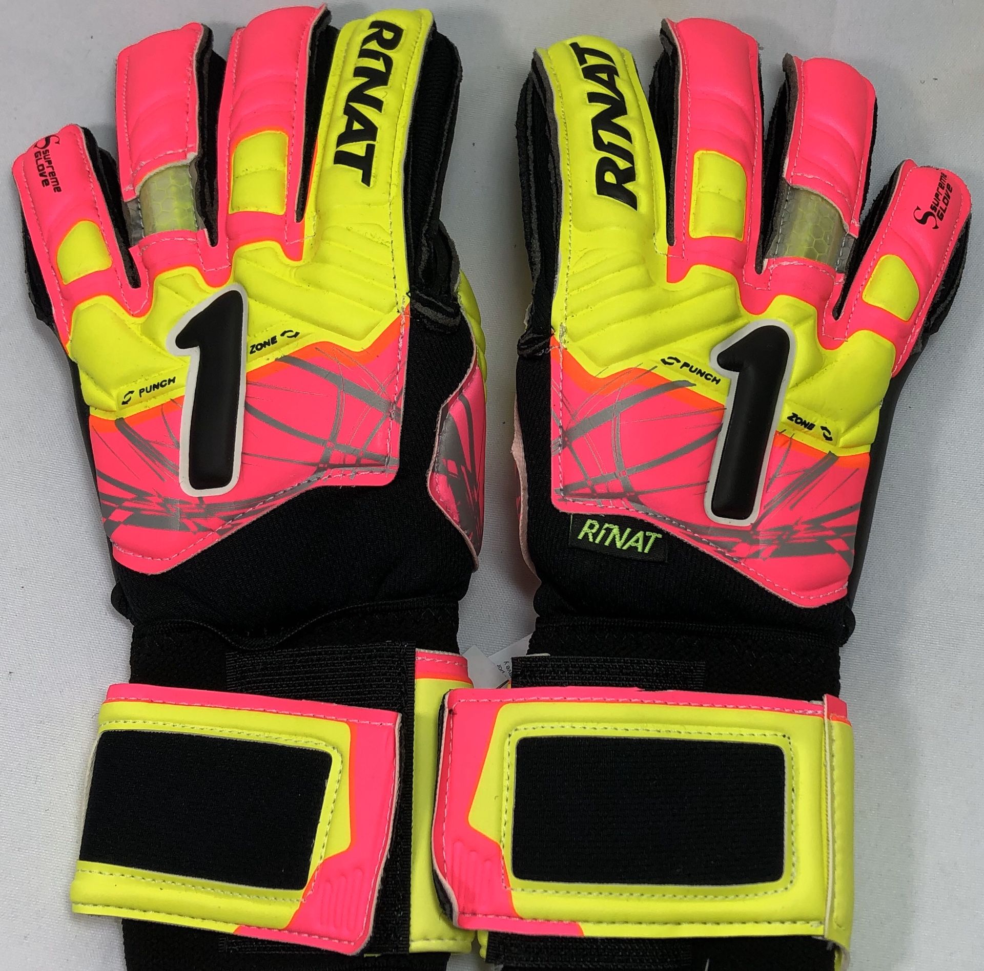 Soccer Goalie Gloves RINAT Supreme 2.0 Spine (size 7)