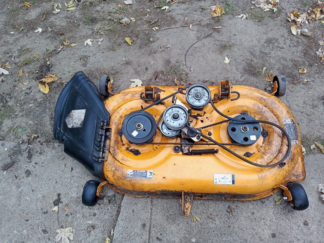 Cub Cadet Mower Deck