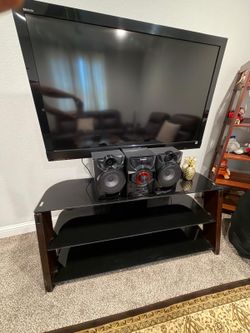 Tv table